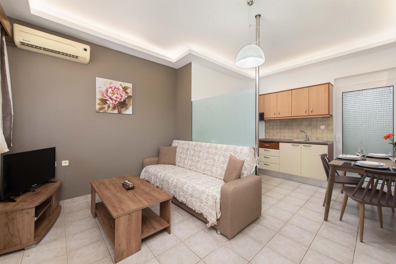 Iliana Apartment アファンドウ エクステリア 写真